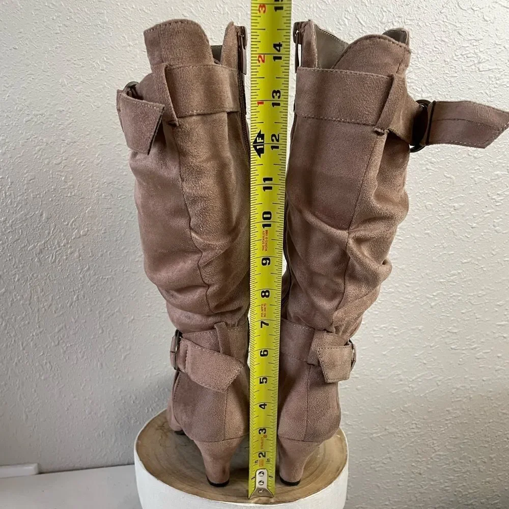 Forever Brown Soft Suede Heeled Boots Size 7.5 EUC - Picture 5 of 7